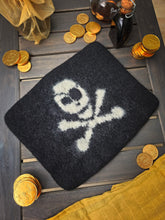 Last inn bildet i Galleri-visningsprogrammet, Jolly Roger piratflagg